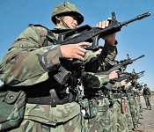 解放軍網上遊戲敵人似美軍