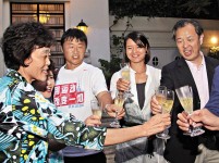 李娜封後　中國冷待變笑臉