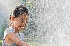 河南「高燒」 43℃樓頂熱力煎熟蛋