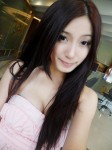 漂亮的大奶美髮師