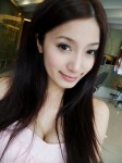漂亮的大奶美髮師