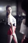 新《紅夢樓》小寶釵李沁運動小寫真 手握啞鈴秀美胸翹臀