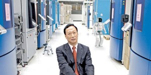 富士康100萬個機器人取替人力