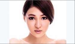郭美美進軍娛樂圈 網民唾罵封殺