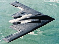 美傳售華 B-2隱形技術 抵銷 3900億國債