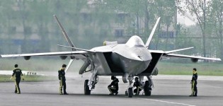 美國防報告：中國研發航母隱形戰機威脅亞太