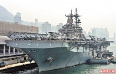 美艦訪港　官兵料花 780萬