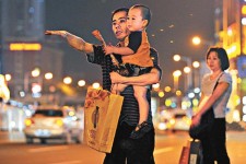 市民趕回家團圓  全國大塞車