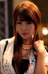 李智友 -- 南韓最美車模