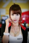 李智友 -- 南韓最美車模