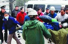 南京多名記者採訪鋼廠煤氣洩漏被打 負責人致歉