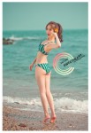 33C可愛索女穿比堅尼曬美腿性感挑逗