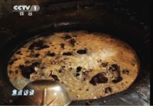 动物内脏炼地沟油抓百人