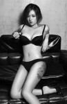 輕熟女尤物嬌軀曲線畢露