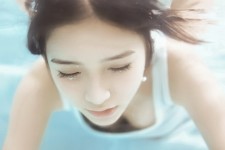 喼喼..............女鬼......................