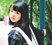 童顏女生大學畢業似13歲