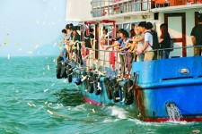 38人罹難　周四全港哀悼