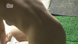 想與身材勁爆一絲不掛既正妹共浸溫泉嗎?