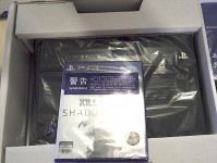 PS4 及 PS Vita 2000