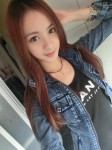 ~Kiki Kao~超短熱褲牀上大秀白皙美腿,想唔切妳都唔得