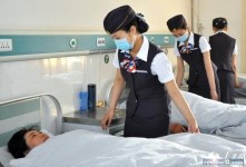 不當白衣天使了！大陸醫院推「空姐護士」拚服務品質!