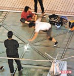 友伴前摑警hiphop少年被捕