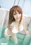 女友約左我去泳池玩水