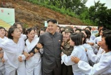 金正恩精挑「慰安兵」