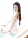 大眼睛美女任麗萌性感火辣