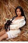 G奶模特蘇梓玲再現豐乳肥臀