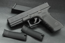 轉貼：鋼鐵人工業之GLOCK 17 Gen.4