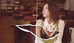 组图：暴力的女式内衣广告 让你目瞪口呆