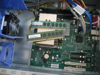 新入手的IBM SYSTEM X3100 Server