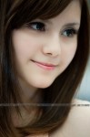 展会上出现的惊艳美女 好纯情