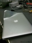惨烈 当MacBook Air挑战大巴车