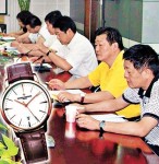 尋找罪證　網民力量拉貪官下馬