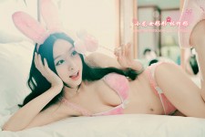 讓人春心蕩漾的可愛粉紅BABY兔
