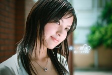 美しい週末--明るい女子学生