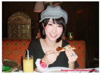 麥記廣告美女CHERRY NGAN