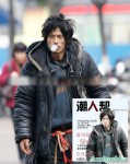 “究極華麗第一極品路人帥哥”--“潮人”乞丐走紅網絡