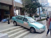 出租车能开成这样，我觉得已经无敌了