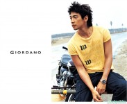 Rain.Giordano.夏裝桌布