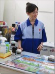 正妹店員，真想天天光顧 !!
