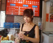 台灣32E早餐店辣妹(22p)