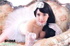 身材一絕的芭比娃娃