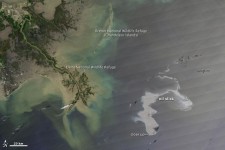 NASA衛星拍攝 墨西哥灣浮油最新圖片 (遠超想像)