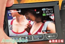 新 8模 MK晒事業線 龍友瞄準巨咪