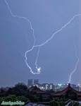 雷雨襲北京　航空癱瘓逾萬旅客滯留