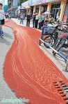 成都路裂湧出橙泥漿