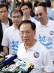 香港2012年政改方案明日将表决 通过可能性大